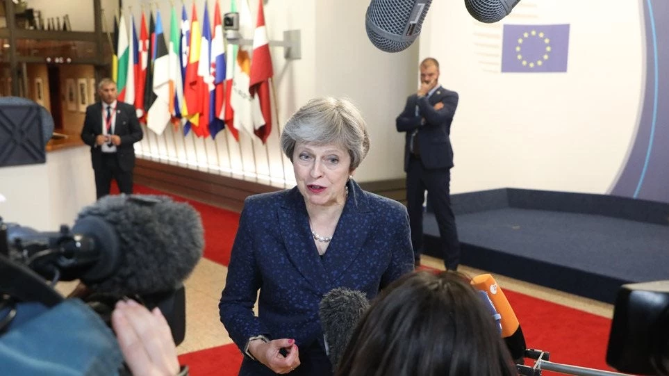 SZ: Ιδού η οδυνηρή συμφωνία για το Brexit – Θα ανακοινωθεί τη Δευτέρα